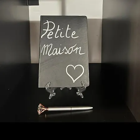 Petite Maison شقة *